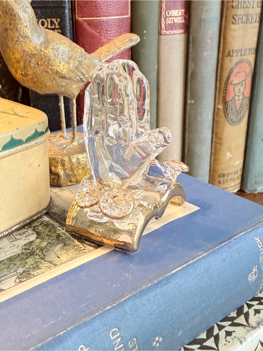 Vintage Glass Praying Hands on Bible with Flowers - Picture 13 of 13